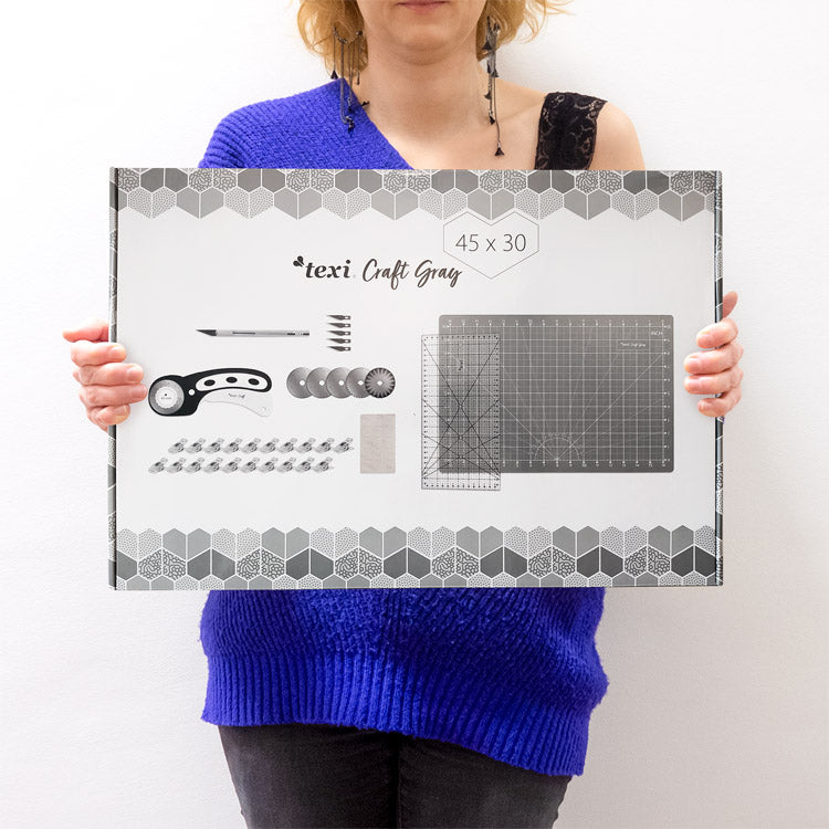 Itsekorjautuva leikkausmatto plus välinesarja, koko 45 x 30 cm, väri harmaa